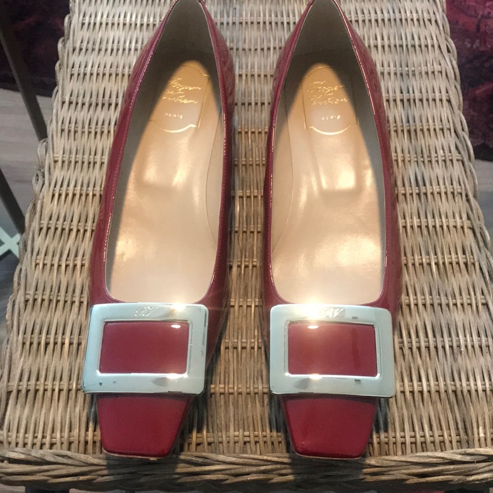 Roger Vivier red patent leather flats